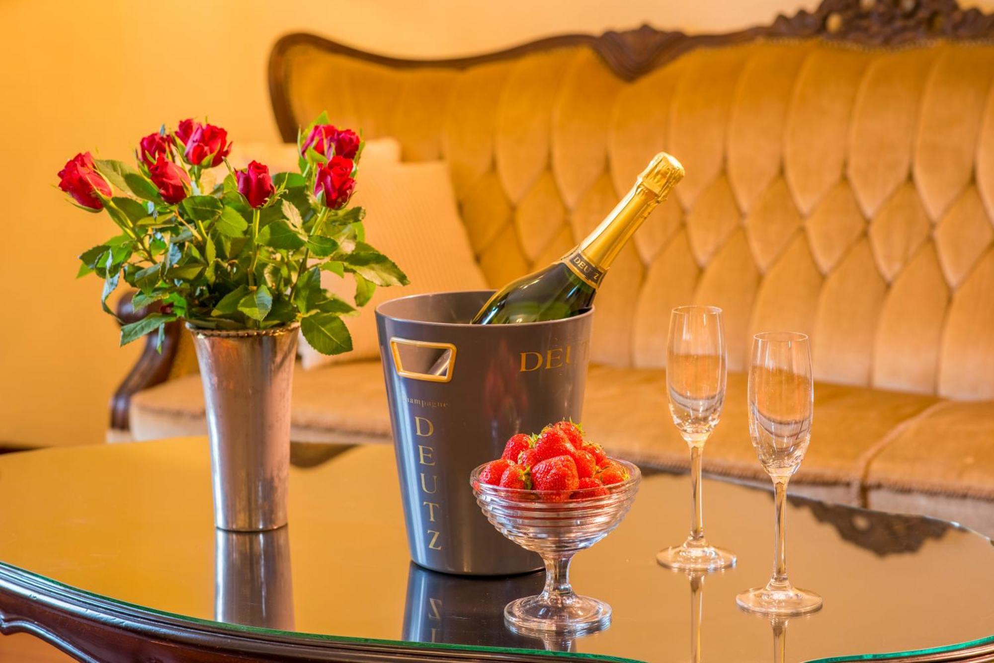 וואסה Hotel Astor מראה חיצוני תמונה