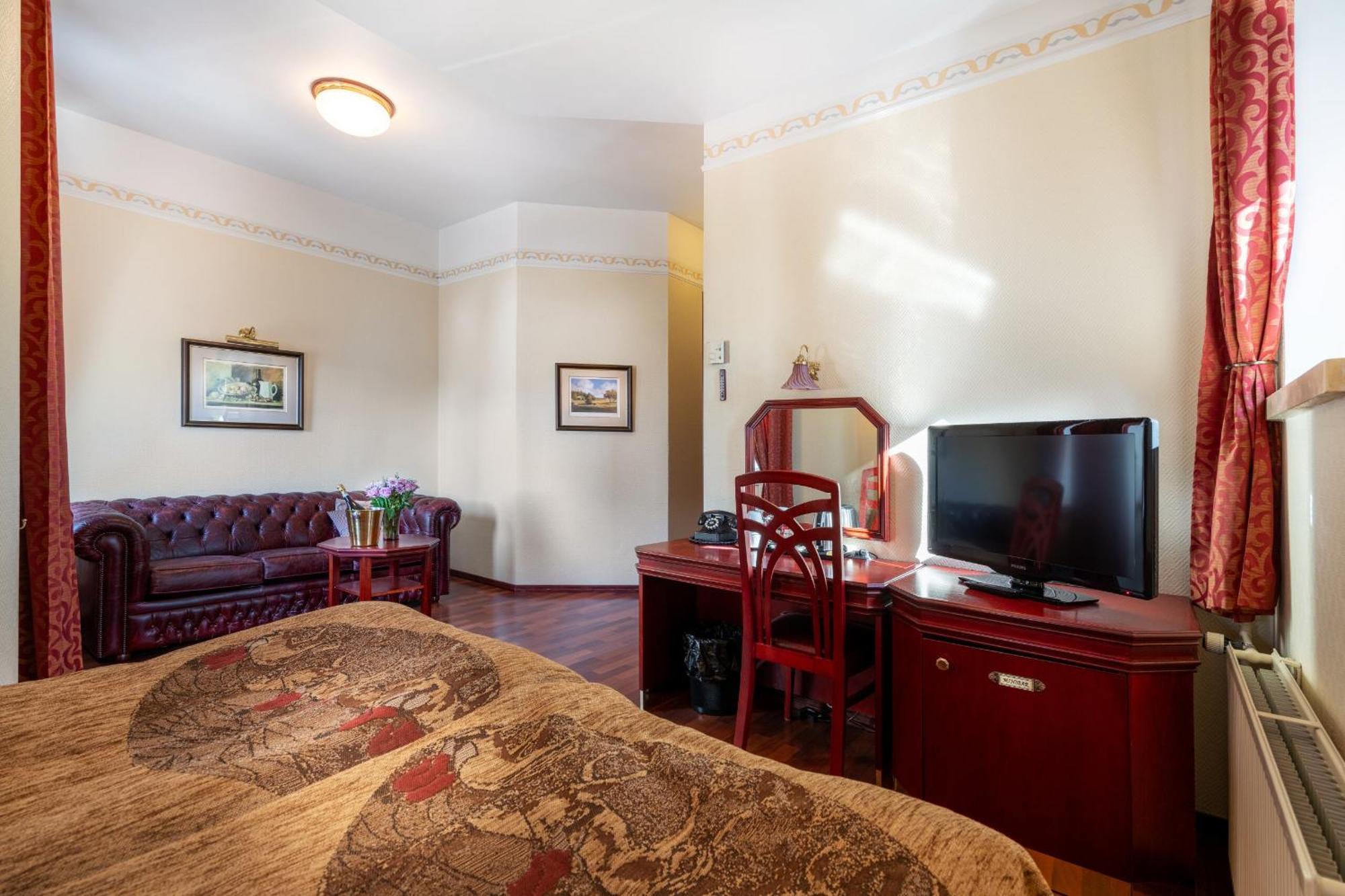וואסה Hotel Astor מראה חיצוני תמונה